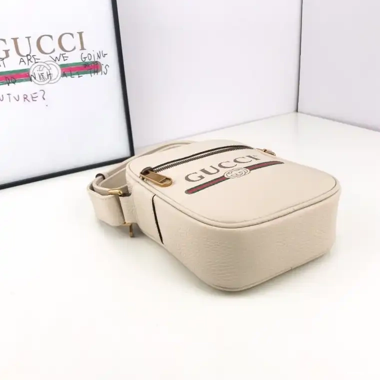Brother sam 19B57G0093 Gucci Bags 0807